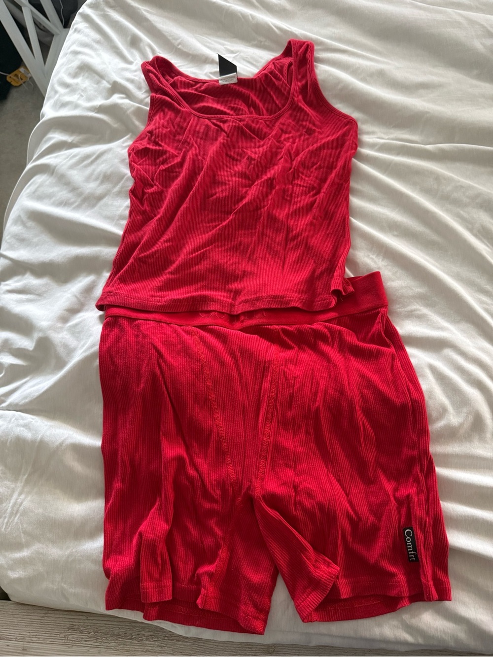 Comfortable Red Ribbed Tank & Shorts Set